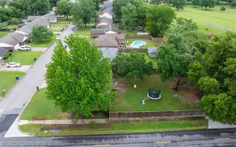 View/Area - 3117 S 100th St, Fort Smith, AR 72903 photo 3 of 7