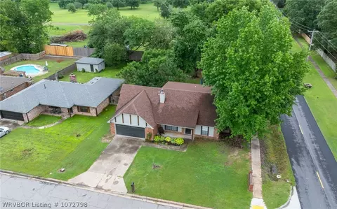 View/Area - 3117 S 100th St, Fort Smith, AR 72903 photo 2 of 7