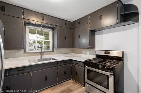 Kitchen - 531 N 35th St, Fort Smith, AR 72903 photo 1 of 3