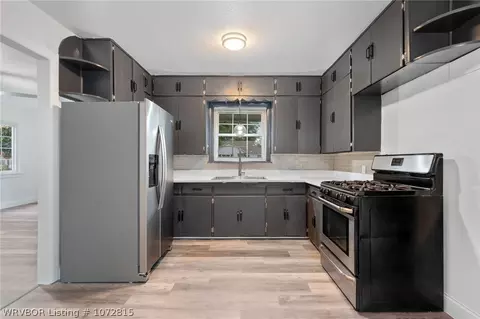Kitchen - 531 N 35th St, Fort Smith, AR 72903 photo 3 of 3