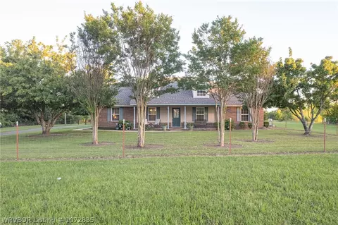 8019 Belmont Dr, Alma, AR 72921