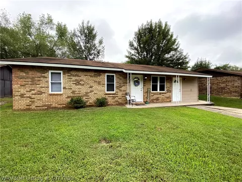 911 Essex St, Greenwood, AR 72936