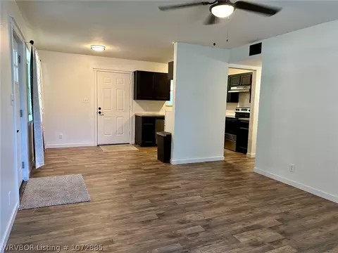 Living - 300 Miller St, Altus, AR 72821 photo 4 of 6