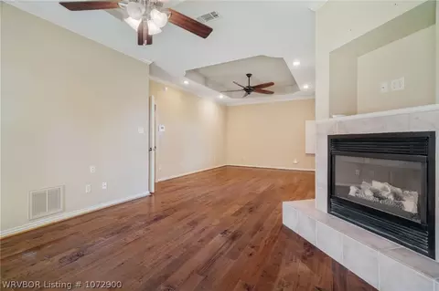 Living - 5808 Cedar Break Dr, Fort Smith, AR 72916 photo 6 of 8