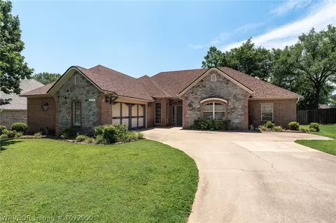 5808 Cedar Break Dr, Fort Smith, AR 72916