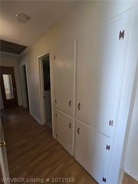 Entry Way - 7918 Colony Ln, Fort Smith, AR 72908 photo 1 of 2