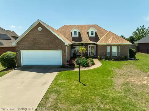 3023 Fairway Dr, Alma, AR 72921