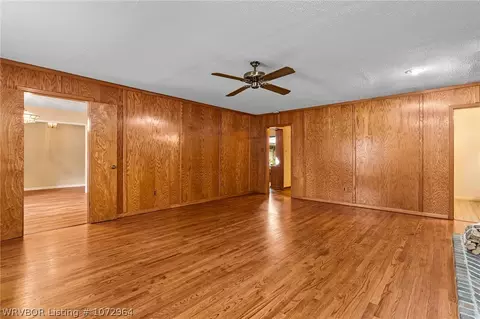 Living - 4907 S X St, Fort Smith, AR 72903 photo 3 of 6