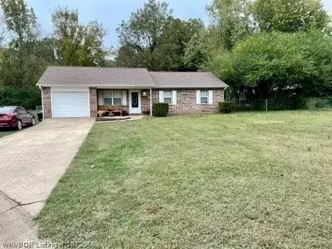 517 Miller Irle Cir #C, Clarksville, AR 72830