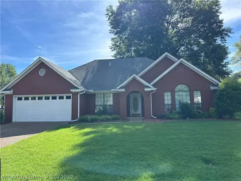 2020 Woodwind Way, Van Buren, AR 72956