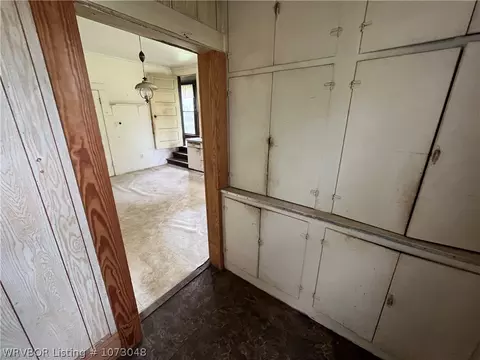 Entry Way - 1202 N 37th St, Fort Smith, AR 72904 photo 4 of 20