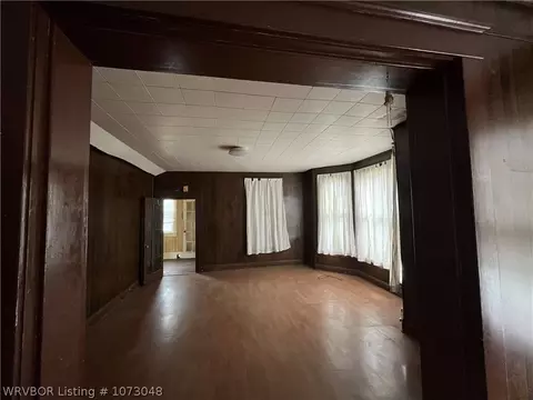 Living - 1202 N 37th St, Fort Smith, AR 72904 photo 3 of 4