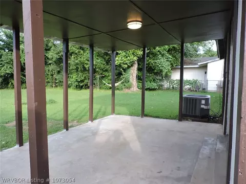 Exterior - 3605 Northview Dr, Fort Smith, AR 72904 photo 3 of 6