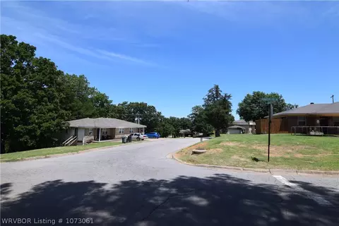 16011603 N Hills Blvd, Van Buren, AR 72956