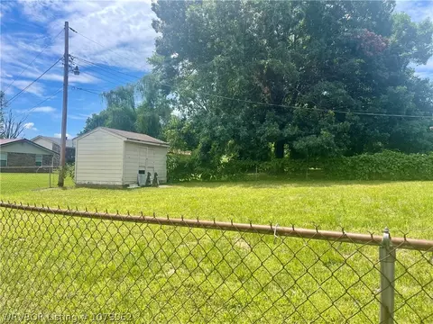 1512 14th Cir, Barling, AR 72923 photo 24