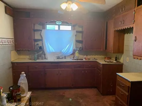Kitchen - 1114 39th St, Fort Smith, AR 72904 photo 1 of 1