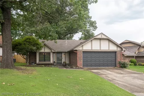 9324 Belhaven, Fort Smith, AR 72908 photo 2