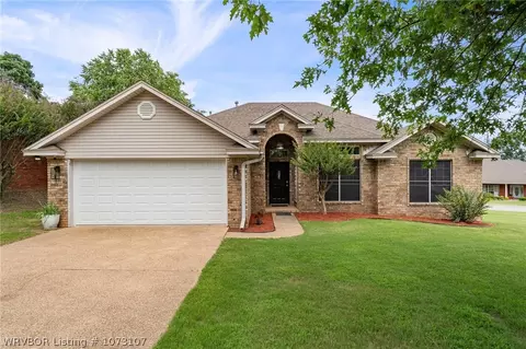 1419 Lovers Ln, Van Buren, AR 72956