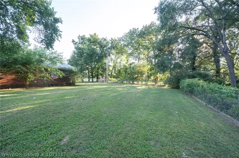 Exterior - 302 Roberts Loop, Roland, OK 74954 photo 5 of 5