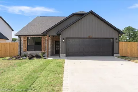 9100 Carson Way, Fort Smith, AR 72908