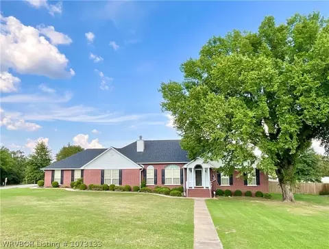 11505 Springridge Dr, Fort Smith, AR 72916