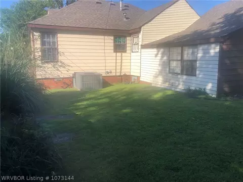 Exterior - 3912 Victory Cir, Fort Smith, AR 72904 photo 3 of 6