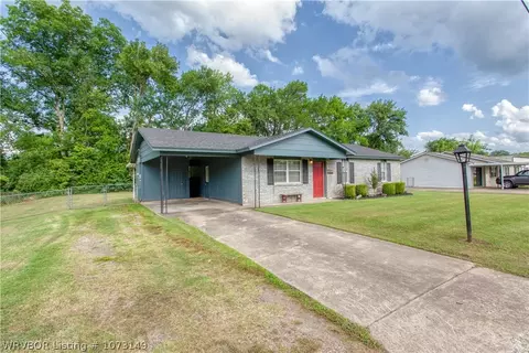 502 8th St, Barling, AR 72923 photo 25