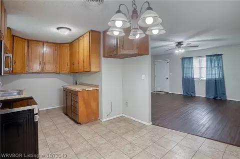 502 8th St, Barling, AR 72923 photo 13