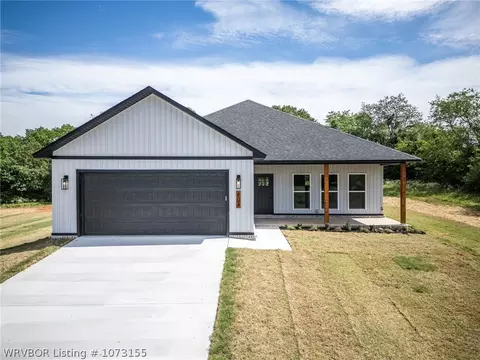 804 Corbin Way, Van Buren, AR 72956