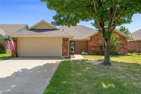 8013 S 24th St, Fort Smith, AR 72908