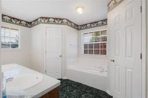8013 S 24th St, Fort Smith, AR 72908 photo 10