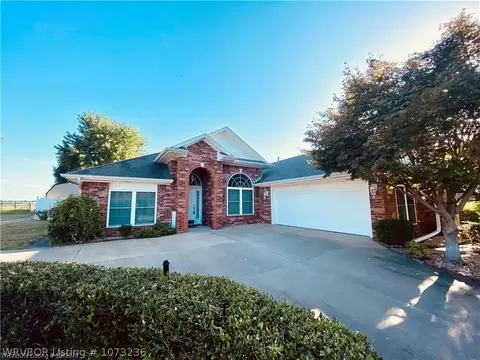 241 Crystal Vw, Van Buren, AR 72956