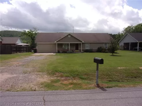 Exterior - 1006 2nd St, Ozark, AR 72949 photo 3 of 15