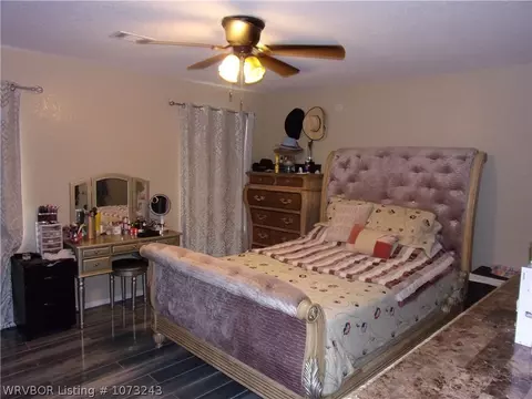 Bedroom - 1006 2nd St, Ozark, AR 72949 photo 3 of 4