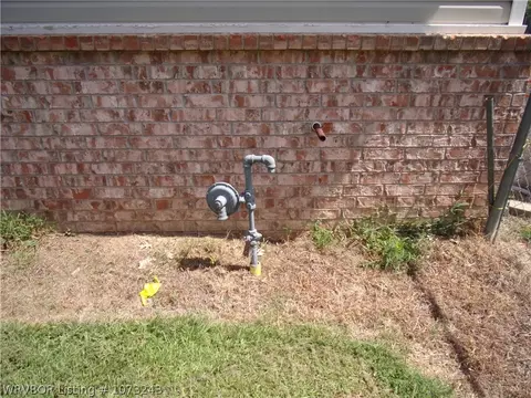 Exterior - 1006 2nd St, Ozark, AR 72949 photo 15 of 15