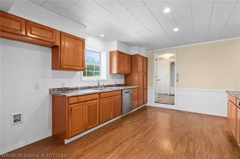 10222 Highway 252, Hackett, AR 72937 photo 14