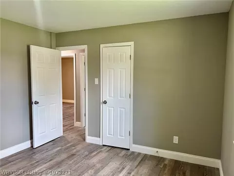 Bedroom - 2006 Barbara Ln, Lavaca, AR 72941 photo 1 of 4