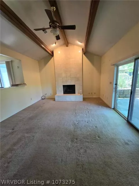 Living - 5701 Free Ferry Rd #32, Fort Smith, AR 72903 photo 3 of 4