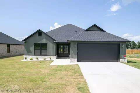 2104 Yellowstone Dr, Barling, AR 72923