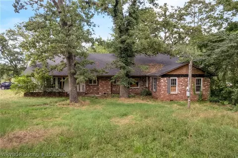6001 Bolton Rd, Fort Smith, AR 72903