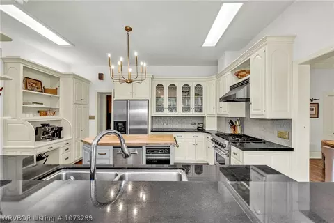 Kitchen - 3830 Free Ferry Rd, Fort Smith, AR 72903 photo 1 of 5
