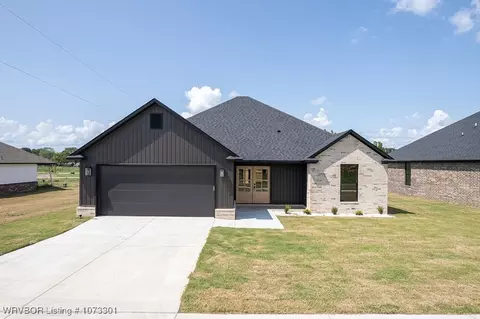 2108 Yellowstone Dr, Barling, AR 72923