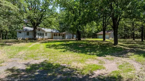 9903 E State Highway 22, Paris, AR 72855