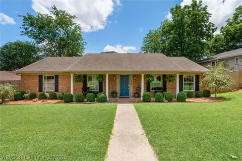 6800 Riviera Dr, Fort Smith, AR 72903