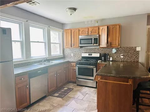 Kitchen - 702 N 40th St, Fort Smith, AR 72903 photo 1 of 1