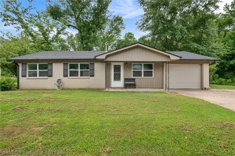 504 E Lucy Ave, Sallisaw, OK 74955
