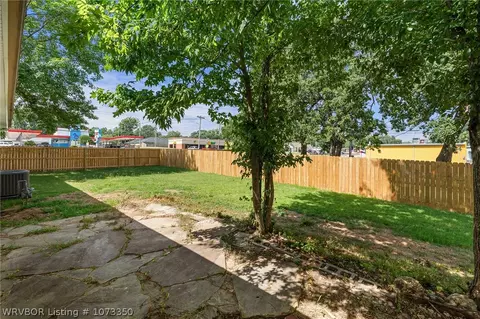 Exterior - 1001 N 49th St, Fort Smith, AR 72904 photo 2 of 5