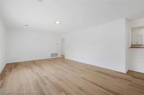 Living - 1001 N 49th St, Fort Smith, AR 72904 photo 3 of 5