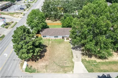 View/Area - 1001 N 49th St, Fort Smith, AR 72904 photo 1 of 5