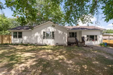 1011 49th St, Fort Smith, AR 72904